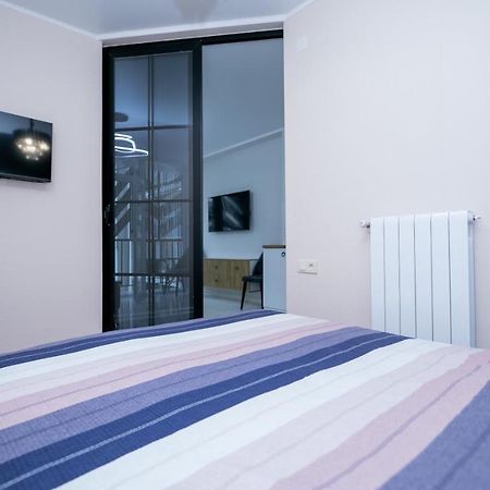 Next The Sea Apartment Batumi Bagian luar foto