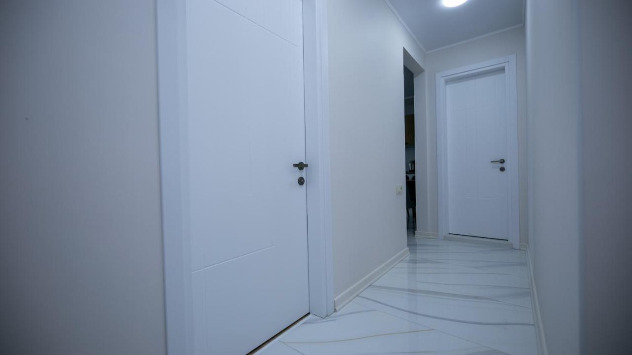 Next The Sea Apartment Batumi Bagian luar foto